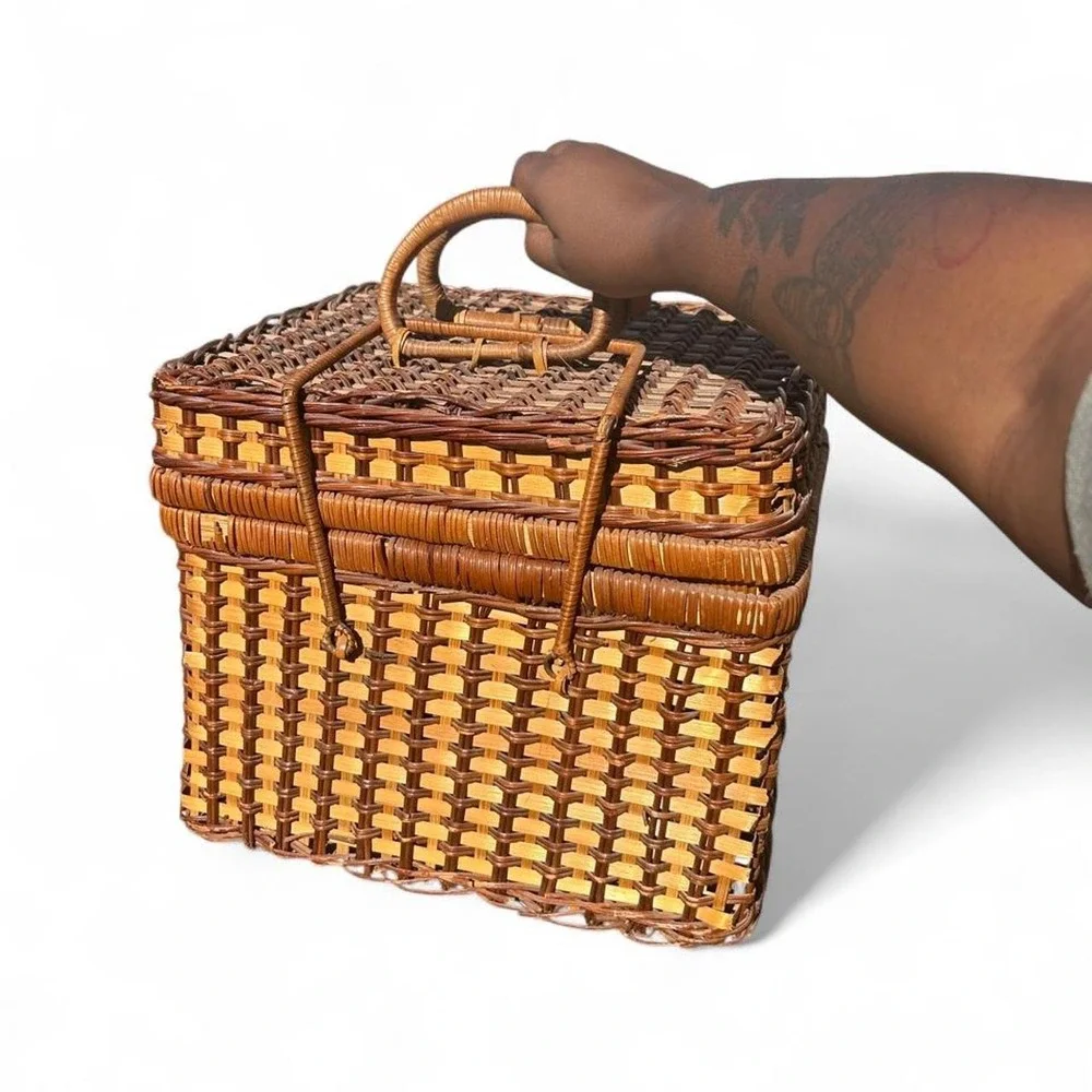 Vintage Picnic Basket Brown Wicker Rattan Hamper Cottagecore Bohemian Large